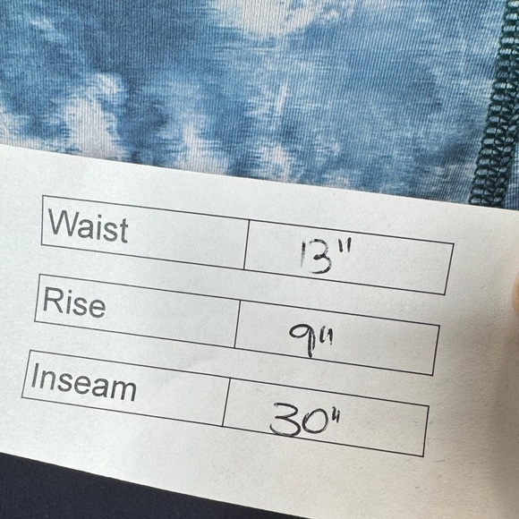 Lululemon Leggings Navy - Picture 12 of 12